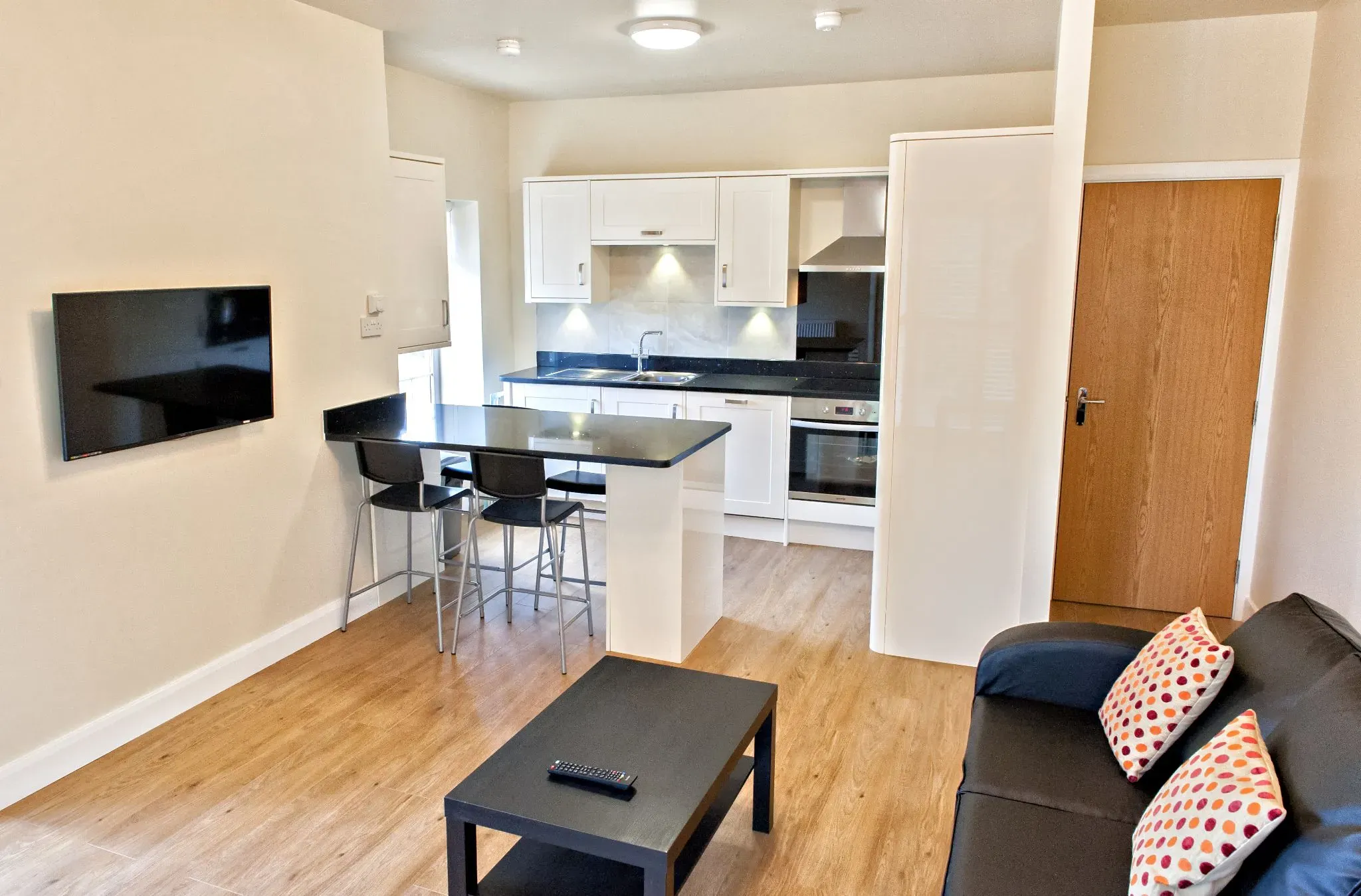 Swan Apartments interior